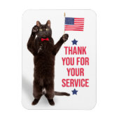 ハッピー退役軍人デイキャットホールディングフラッグ&サルティング マグネット (縦)