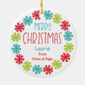 ハッピー雪だるまスノーフレークフレームグランドキッズ セラミックオーナメント (裏面)