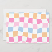 ハッピー顔スマイルGroovy市松模様に誕生日写真 招待状 (裏面)