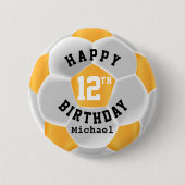 ハッピー00誕生日-金ゴールドイエローサッカーボール 缶バッジ (正面)