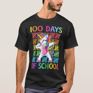 ハッピー100日目の学校へ行く女の子ユニコーン先生生徒 Tシャツ