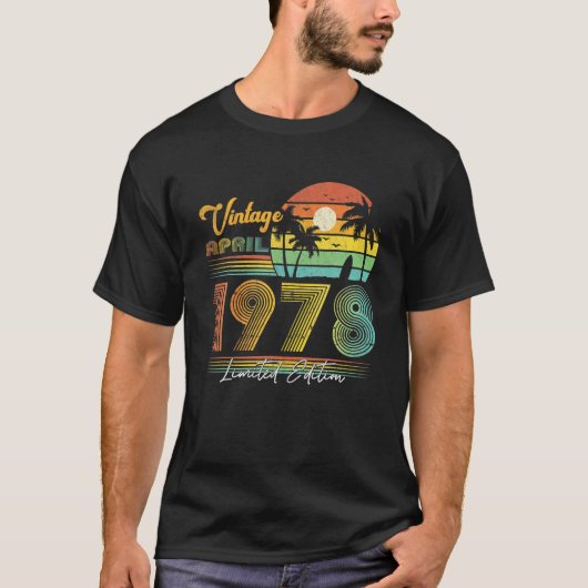 ハッピー44誕生日44歳ヴィンテージ1974年4月 Tシャツ (正面)
