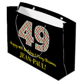 ハッピー49誕生日&メリークリスマス、名前をカスタムする ラージペーパーバッグ (裏面アングル)