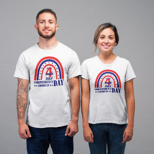 ハッピー4th of 7月赤白とブルーボホデザイン tシャツ