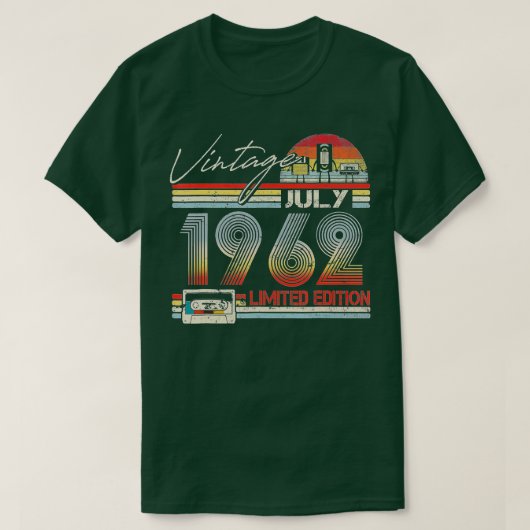 ハッピー60誕生日ヴィンテージ1962年7月60歳 Tシャツ (デザイン正面)