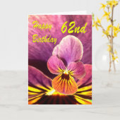 ハッピー62誕生日フラワーパンジー カード (黄色い花)