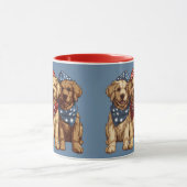 ハッピー7月4日ゴールデンレトリエバードッグス マグカップ (中央)