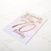 ハッピー70誕生日とゴールドフォイルホリデーカード 箔シーズンカード (回転した状態)