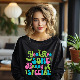 ハッピー・エッグスター。イースターおもしろい Tシャツ