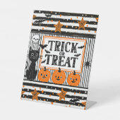 ハッピー ハロウィン トリック オア トリート, 台座サイン (正面)