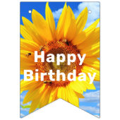 ハッピー・ビットデー – ひまわりと蜂が青空に バンティングフラッグ (第1の旗)