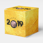 ハッピーPIg年2019オリジナル3D金ゴールド優先ボックス2C フェイバーボックス (正面サイド)