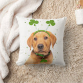 ハッピーSt patricks dayへヘッドバンドの犬 クッション (ブランケット)