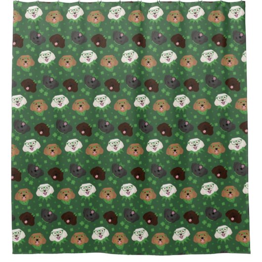 ハッピーSt patricks dayマルティプードーズ シャワーカーテン (正面)