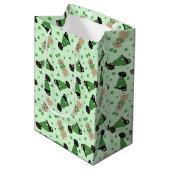 ハッピーSt patricks dayラブラドールレトリエバードッグ ミディアムペーパーバッグ (正面アングル)