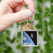 ハッブル宇宙望遠鏡と青い地球 キーホルダー (手)