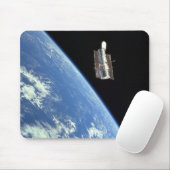 ハッブル宇宙望遠鏡と青い地球 マウスパッド (マウス)