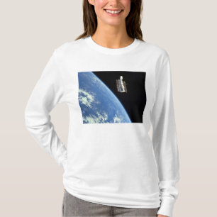 ハッブル宇宙望遠鏡と青い地球 Tシャツ