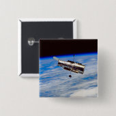 ハッブル宇宙望遠鏡 缶バッジ (正面&裏面)