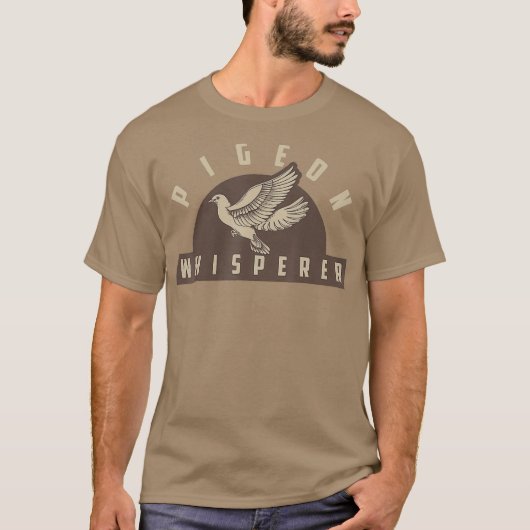 ハトささやき可愛いハトのレース愛好家 Tシャツ (正面)