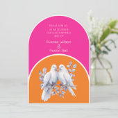 ハトとリングや輪ホットピンクとタンジェリンアーチ 招待状 (スタンド正面)