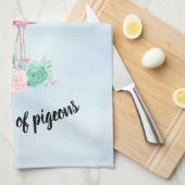 ハトの群れでかわいい引用文 キッチンタオル (四つ折り)