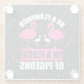 ハトの群れのフラミンゴになる–18716 ガラスコースター (裏面)