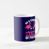 ハトの群れのフラミンゴになる–18716 コーヒーマグカップ (正面右)