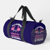 ハトの群れのフラミンゴになる–18716 ダッフルバッグ (右コーナー)