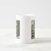 ハト ボーンチャイナマグカップ (正面)