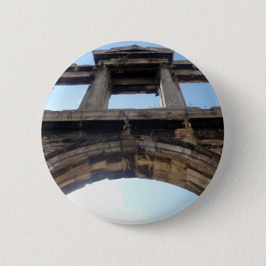 ハドリアのアーチ 缶バッジ (正面)