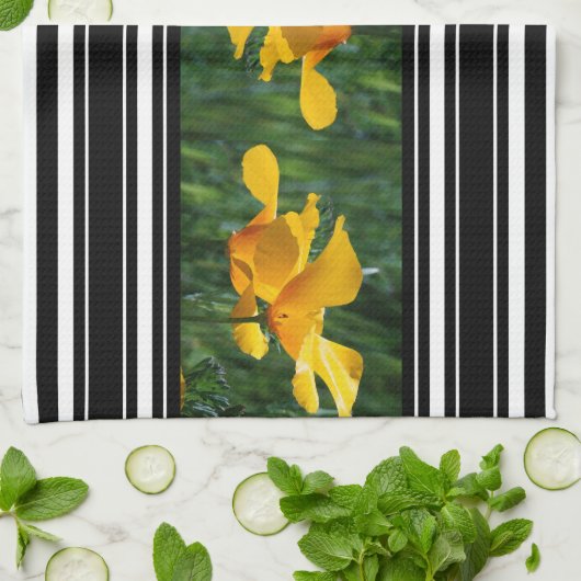 ハナビシソウの花のストライプな台所手タオル キッチンタオル (折り畳み)