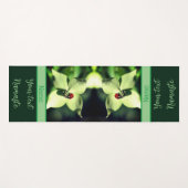 ハナミズキの白い花のラディバグパーソナライズされた ヨガマット (正面(横))