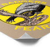 ハニーバッジャーは悪い黄色の怖い動物アートを恐れない ポスター (角)