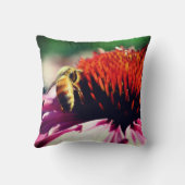 ハニービーオンコンフロアークローズアップ クッション (裏面)