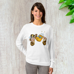ハニービーバスケッ忙しトおもしろいイラストレーション Tシャツ