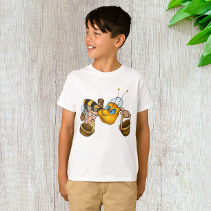 ハニービーバスケッ忙しトおもしろいイラストレーション Tシャツ