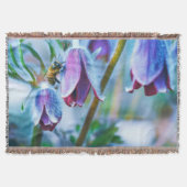 ハニービーマゼンタフラワースプリングタイムカラフル スローブランケット (正面)