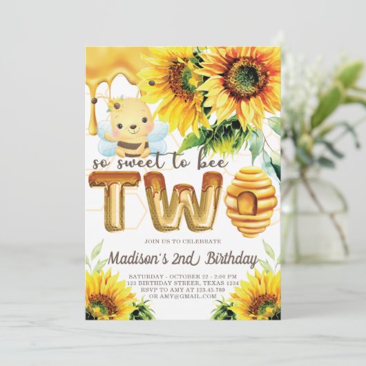 ハニービー誕生日ひまわり可愛い2歳の誕生日 招待状 (スタンド正面)