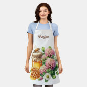 ハニービー レッドクローバー ユアネーム エプロン (着用した状態)
