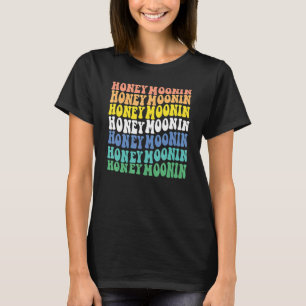 ハニーモオニンおもしろいハネムーンブライトアンドグルームハネモ Tシャツ