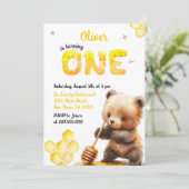 ハニー魅力的イエローキュートベアファースト誕生日 招待状 (スタンド正面)