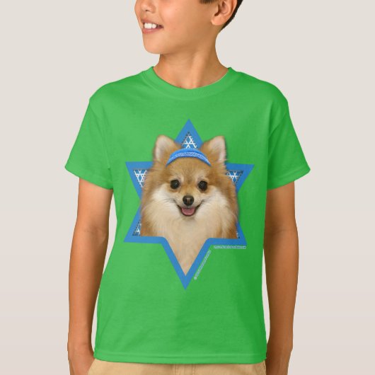 ハヌッカデイビッドの星 – ポメラニア犬 Tシャツ (正面)