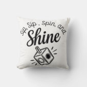 「ハヌッカドレイデル装飾用クッション クッション (正面)