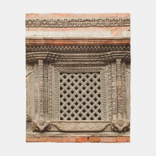 ハヌマンのナサンチョークコートヤードの古窓 フリースブランケット (正面)