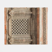 ハヌマンのナサンチョークコートヤードの古窓 フリースブランケット (正面(横))