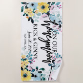 ハネムーンギフトパーソナライズされたフローラ ビーチタオル (正面)