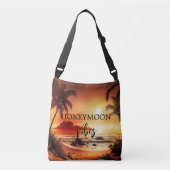 ハネムーンビーブトロピカルサンセットビーチ クロスボディバッグ (正面)