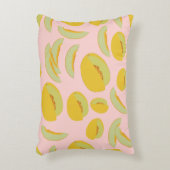 ハネ露メロンフルーツパターン アクセントクッション (正面(垂直))