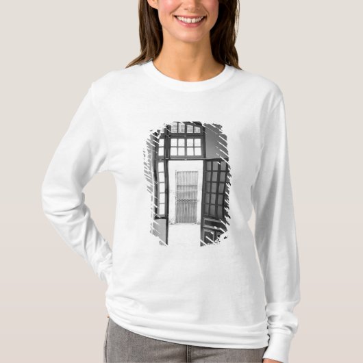 ハノイベトナムインサイドハノイヒルトン刑務所 Tシャツ (正面)